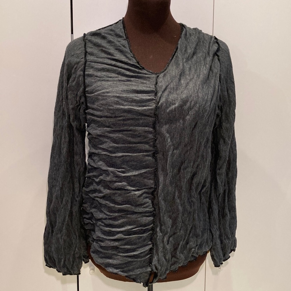 Noblu puckered top M made in USA